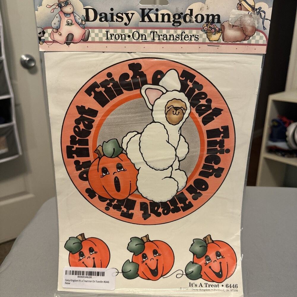 Vintage! Daisy Kingdom 1990 Iron on transfer Halloween trick or It's a Treat 👻